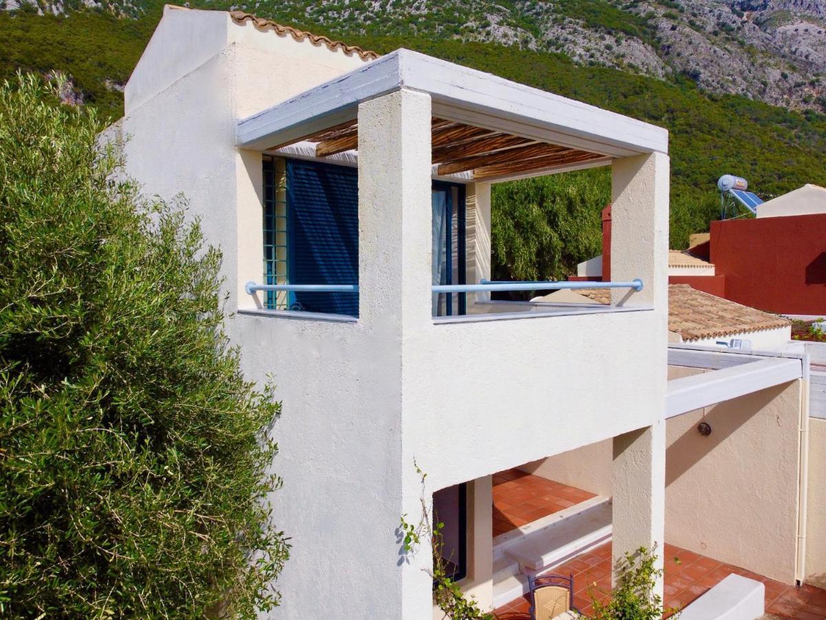 Barbati Beach Minivillas With Pool By Dadovillas Exterior foto